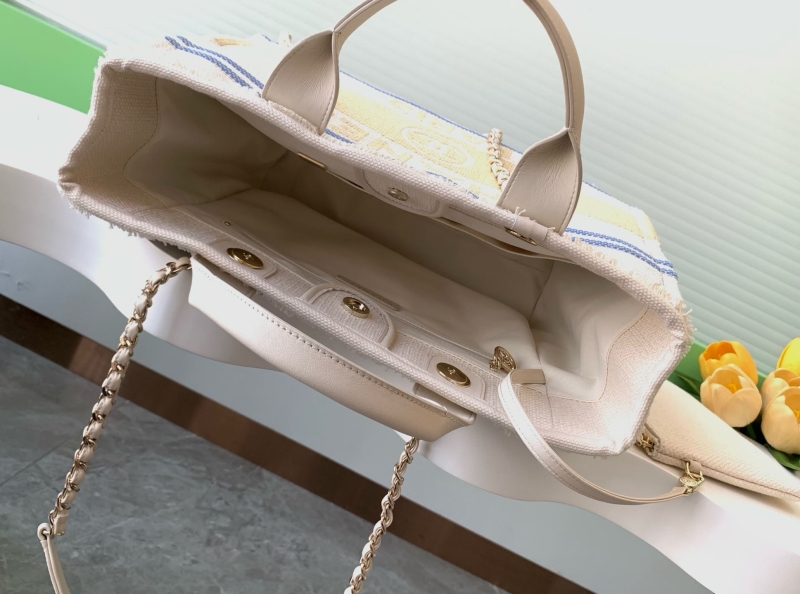 Ch**el shopping bags